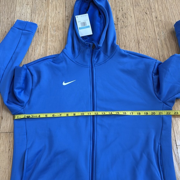 Nike Women's Therma Full-Zip Training Hoodie - Picture 11 of 12
